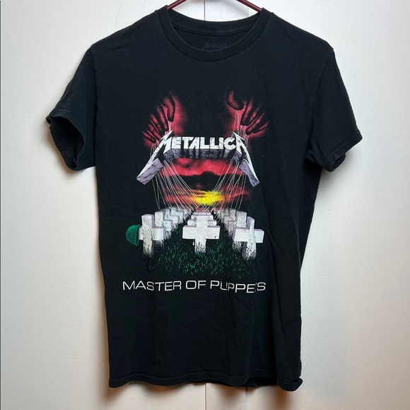 Metallica Master of Puppets T-Shirt - Picture 2 of 3
